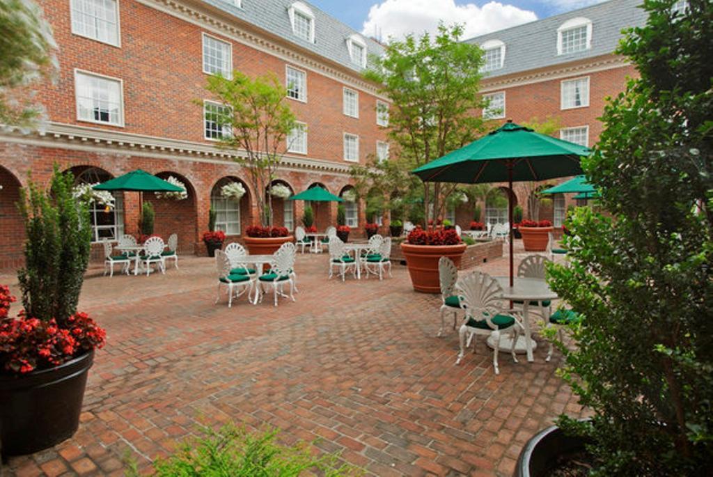 Hotel Williamsburg Hospitality House Esterno foto